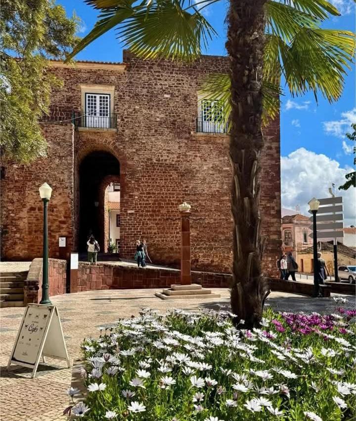 실베스 Casa A Porta Do Torreao 빌라 외부 사진