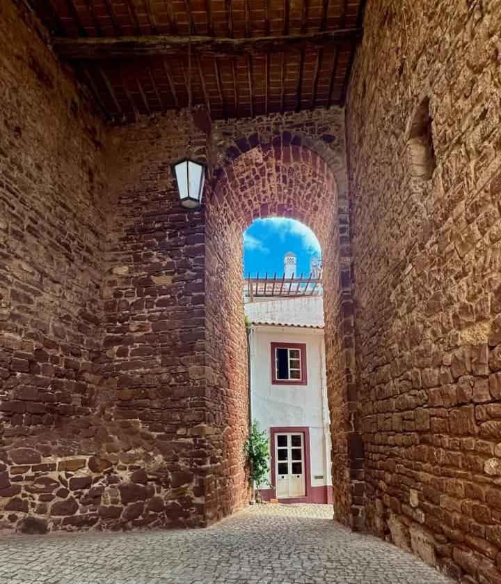 실베스 Casa A Porta Do Torreao 빌라 외부 사진